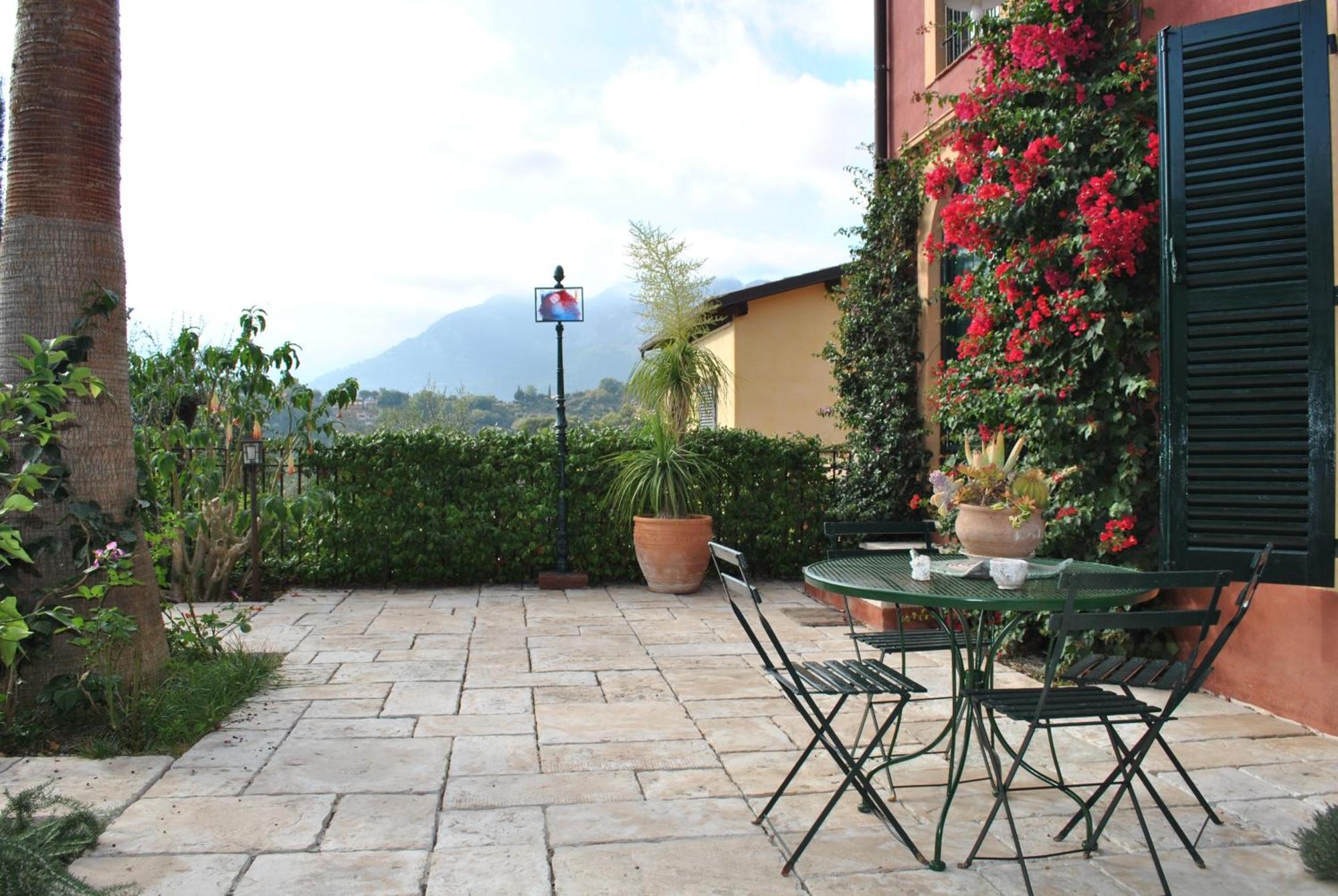 Sous L'Olivier Bed & Breakfast Menton Exterior photo